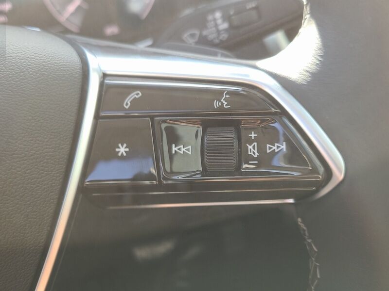 More views of Audi A6