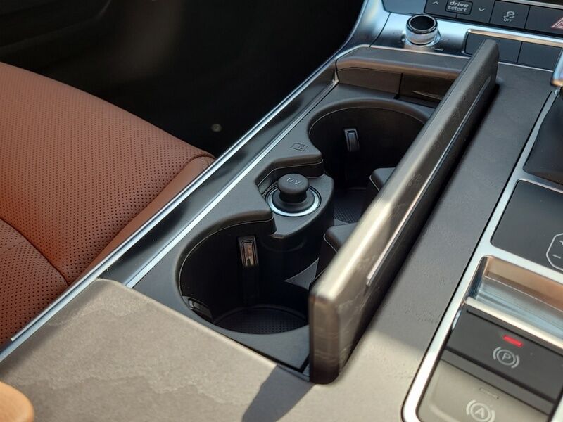 More views of Audi A6