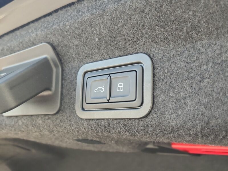 More views of Audi A6