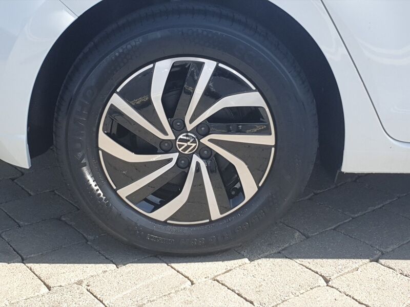 More views of Volkswagen Polo