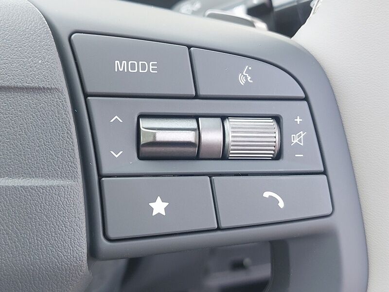 More views of Kia EV6