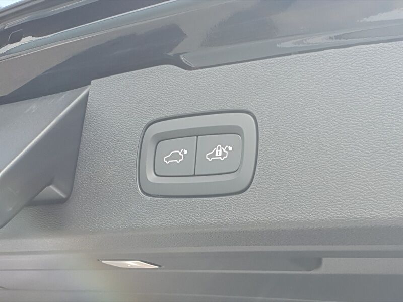 More views of Volvo V60