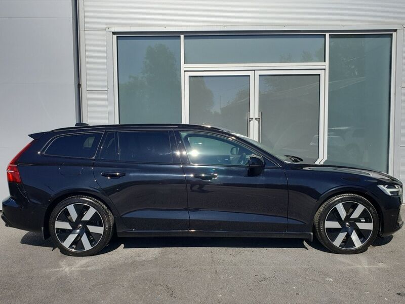 More views of Volvo V60