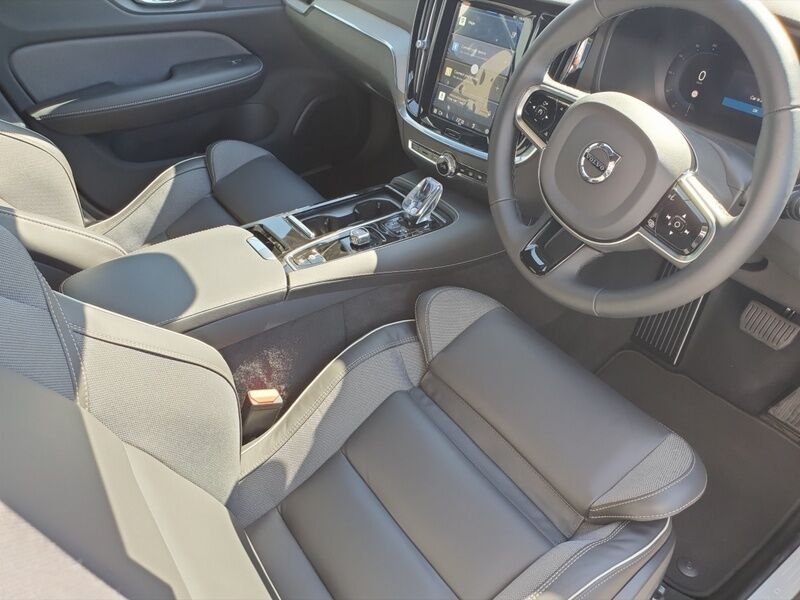 More views of Volvo V60