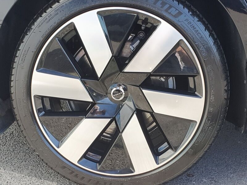 More views of Volvo V60