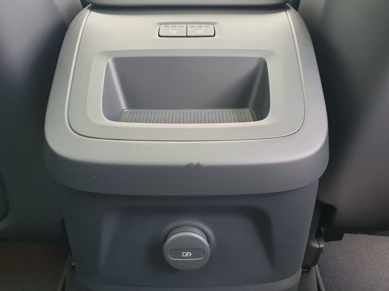 More views of Volvo XC60