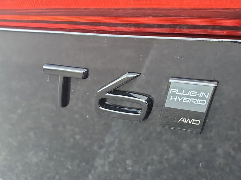 More views of Volvo XC60