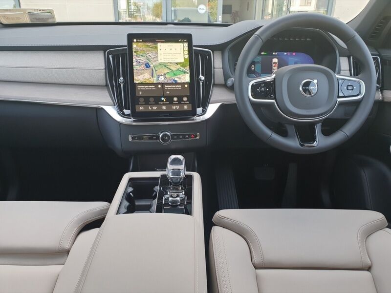 More views of Volvo XC90