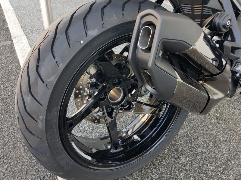 More views of BMW R 1300 R