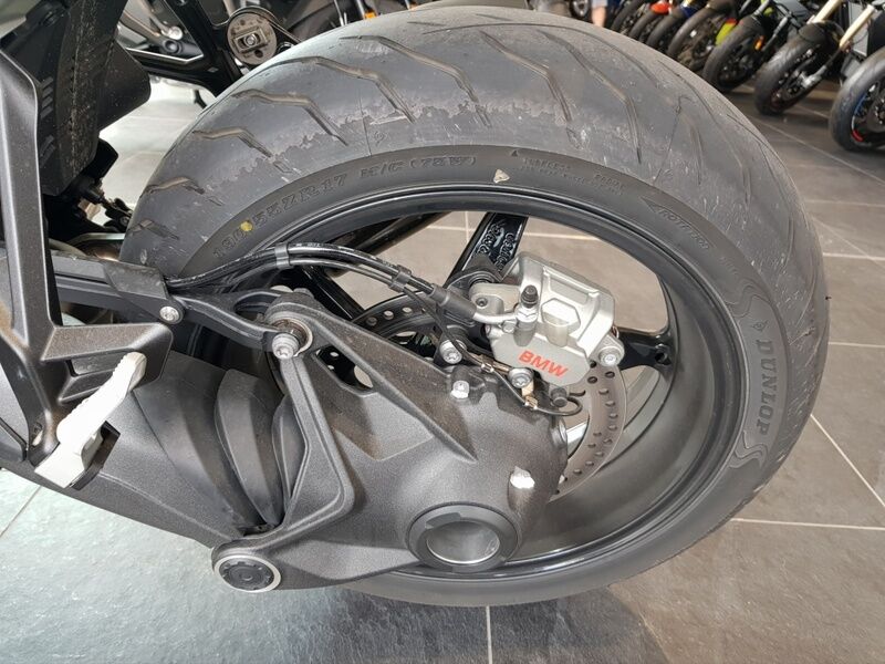 More views of BMW R 1300 R