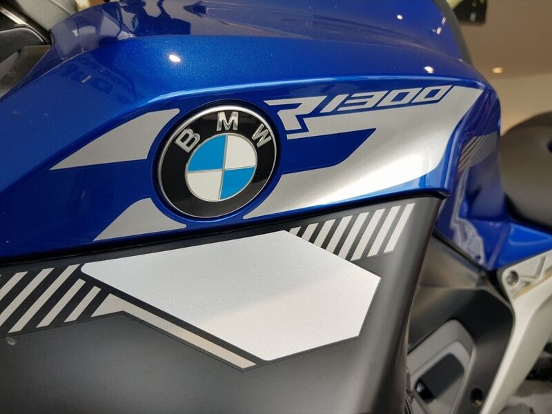 More views of BMW R 1300 R