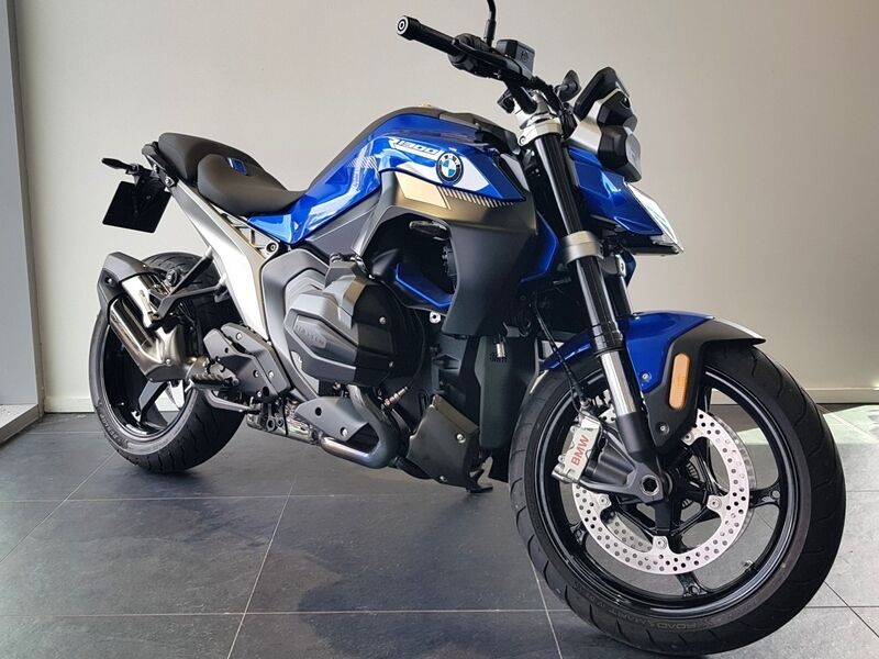 More views of BMW R 1300 R