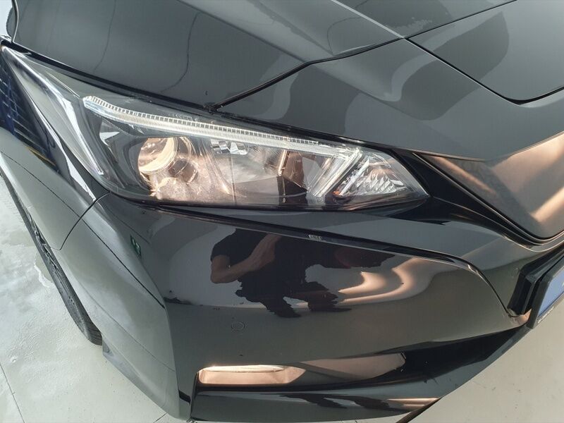 More views of Nissan Leaf