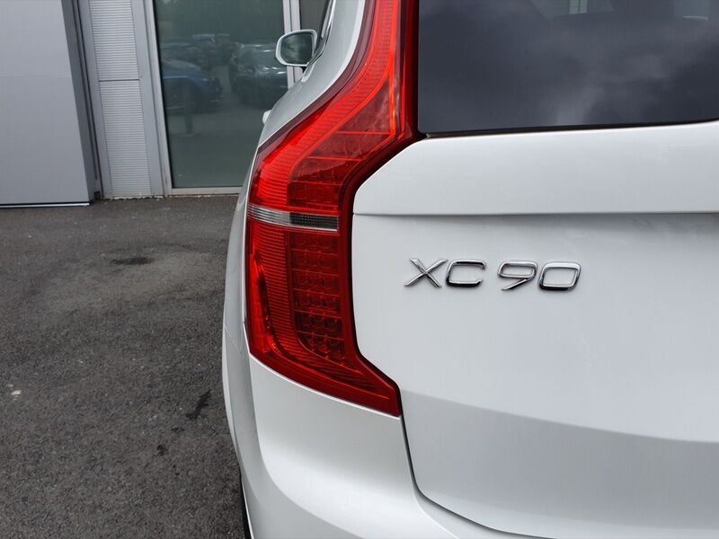 More views of Volvo XC90