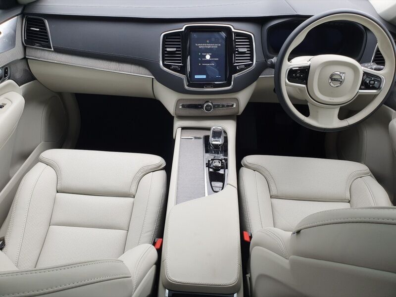 More views of Volvo XC90