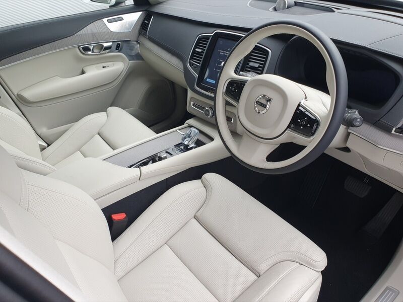 More views of Volvo XC90