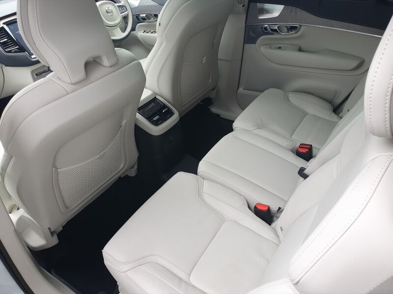 More views of Volvo XC90