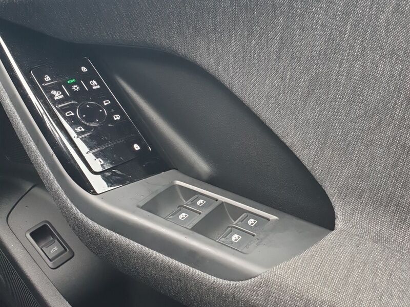 More views of Audi Q6 e-tron