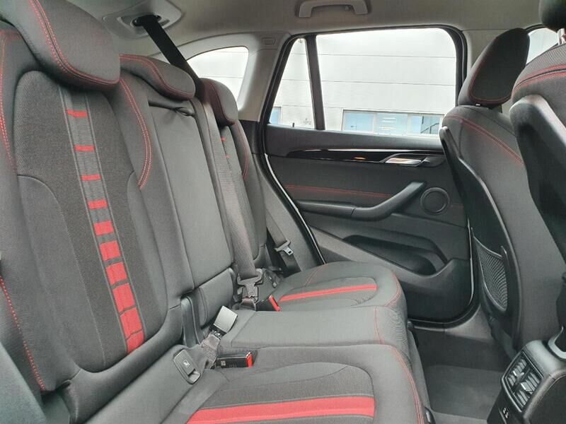 More views of BMW X1