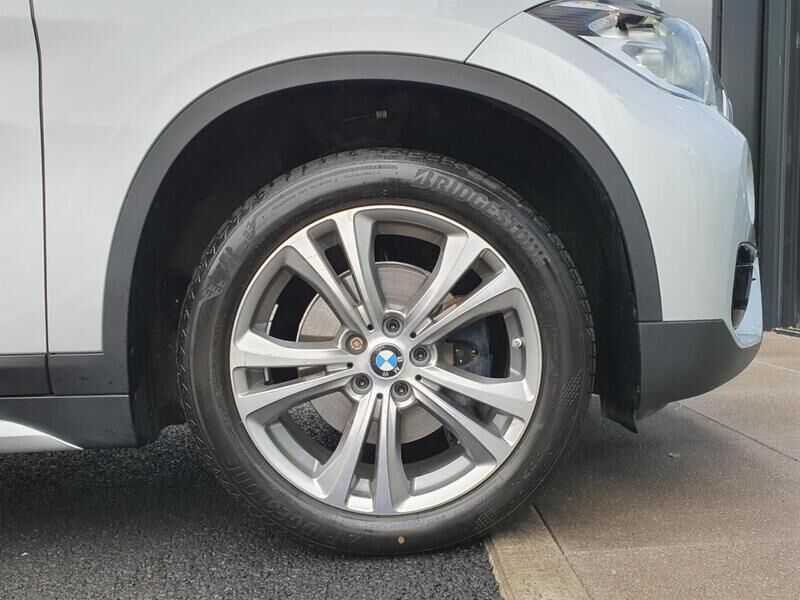 More views of BMW X1