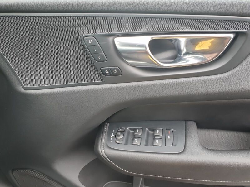 More views of Volvo XC60