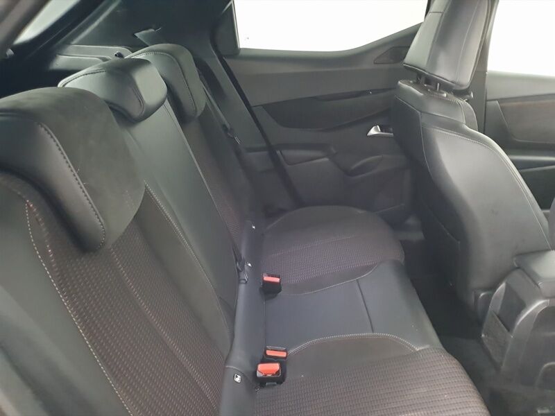 More views of DS Automobiles DS 3