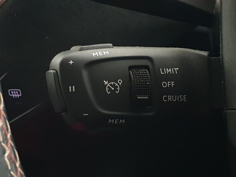 More views of DS Automobiles DS 3