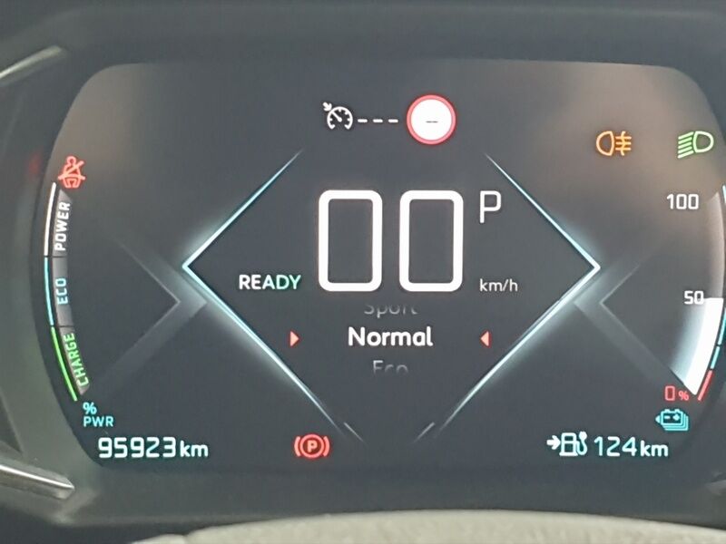 More views of DS Automobiles DS 3