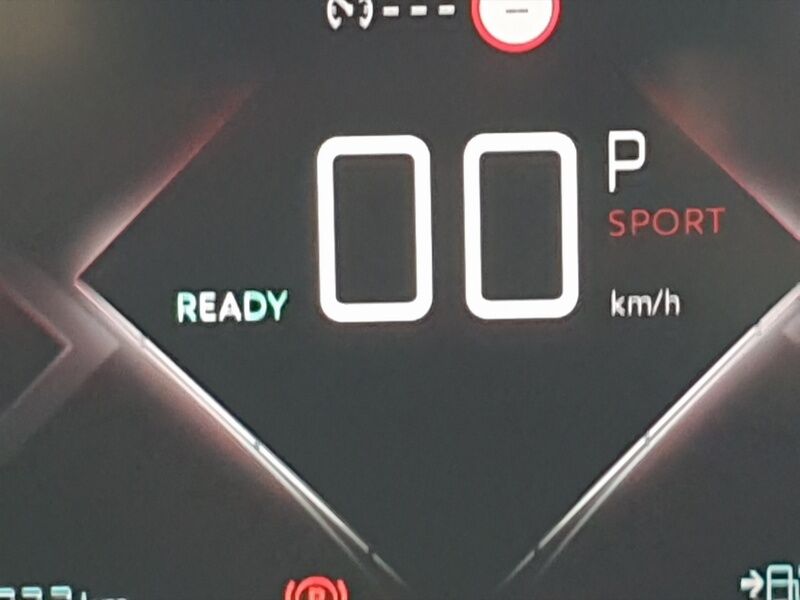 More views of DS Automobiles DS 3