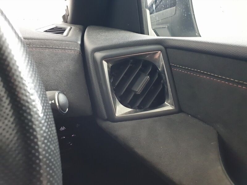 More views of DS Automobiles DS 3