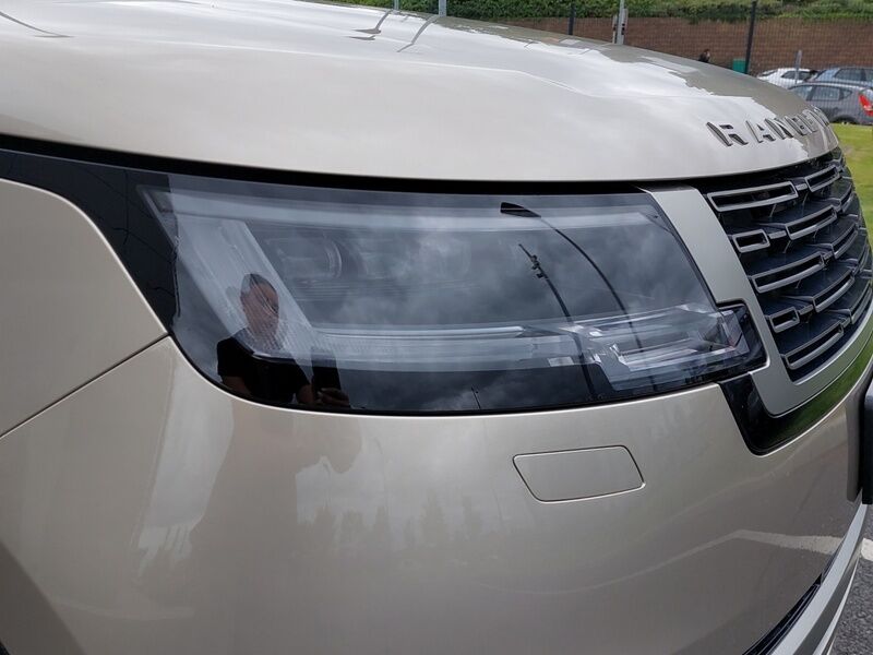 More views of Land Rover Range Rover