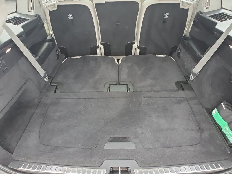 More views of Volvo XC90