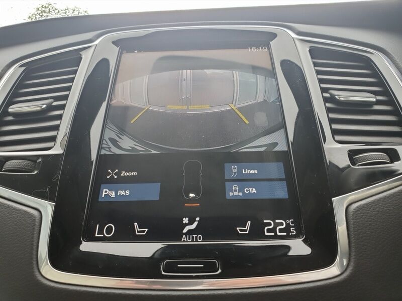 More views of Volvo XC90