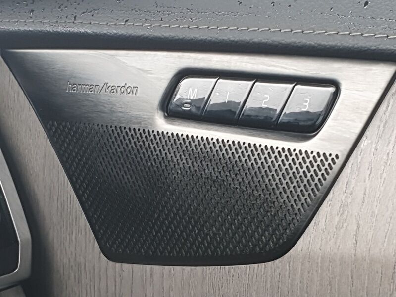 More views of Volvo XC90