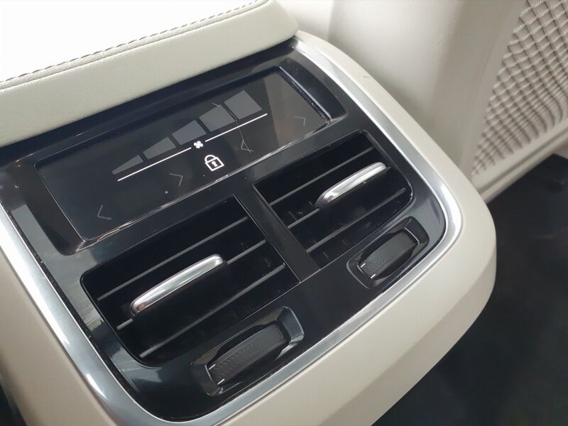 More views of Volvo XC90