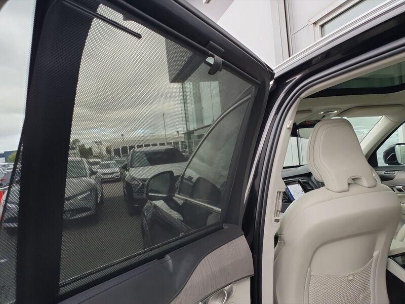 More views of Volvo XC90