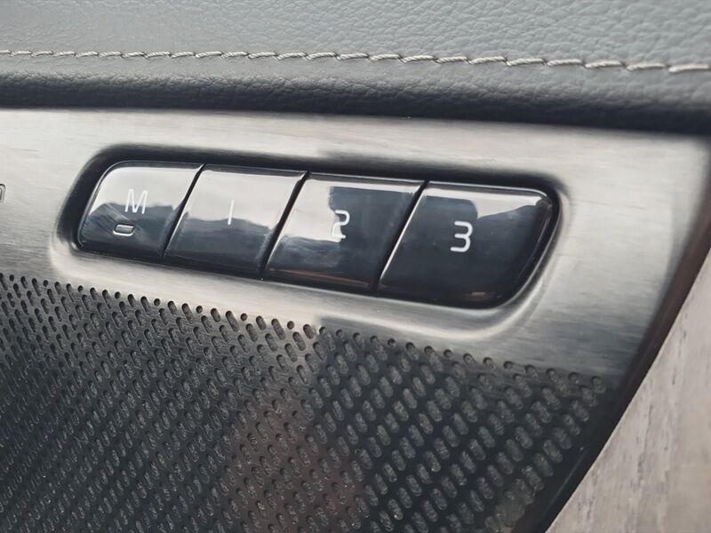 More views of Volvo XC90