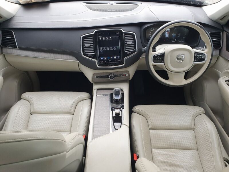 More views of Volvo XC90