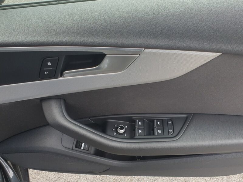 More views of Audi A4