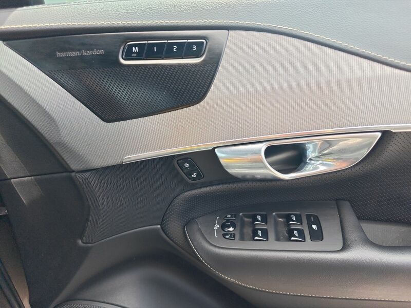 More views of Volvo XC90