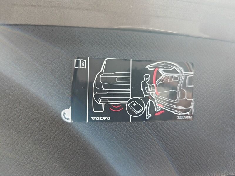 More views of Volvo XC90