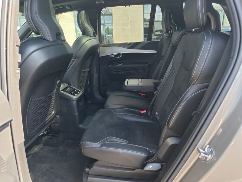 More views of Volvo XC90