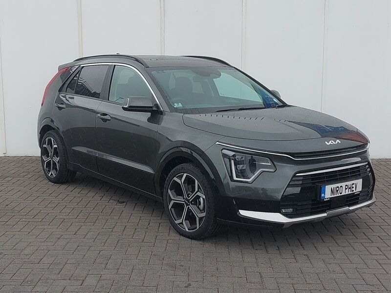 More views of Kia Niro