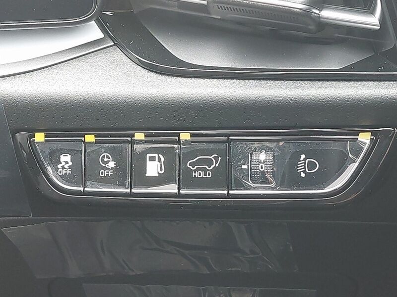 More views of Kia Niro