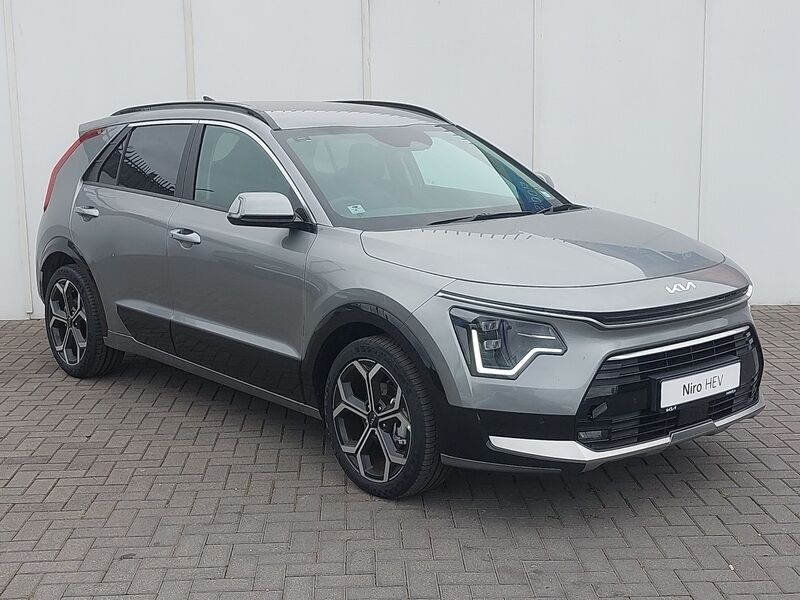 More views of Kia Niro