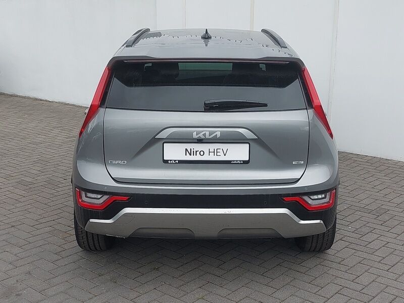 More views of Kia Niro