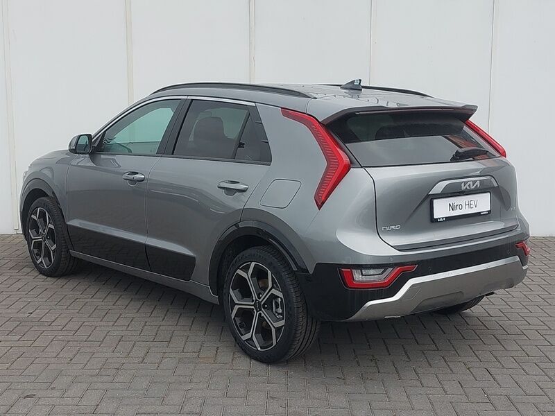 More views of Kia Niro