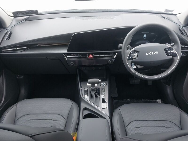 More views of Kia Niro