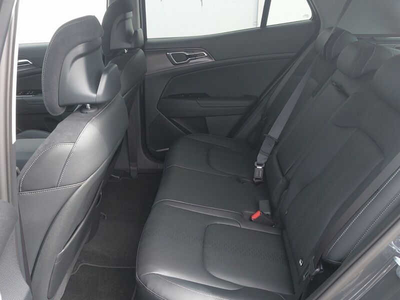 More views of Kia Sportage