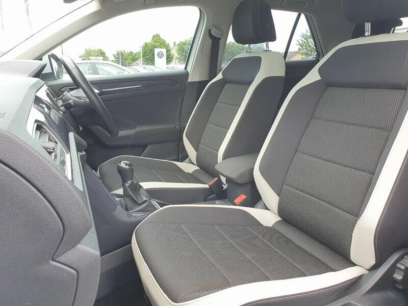 More views of Volkswagen T-Roc